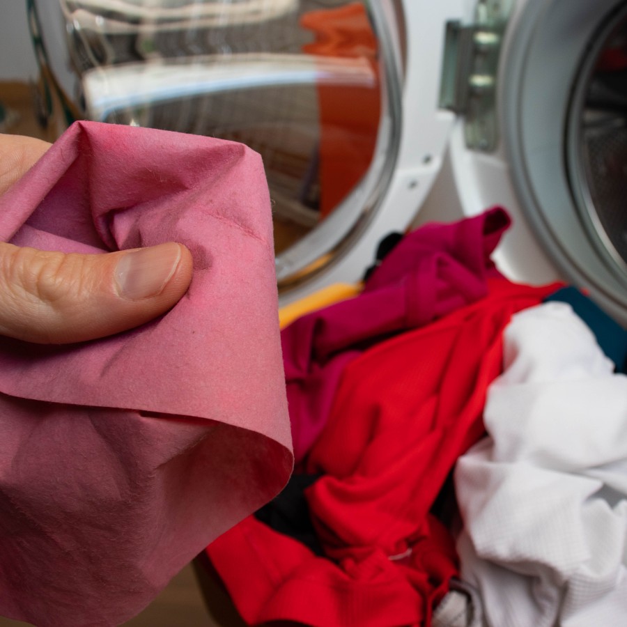 How to deals sanitize clothes